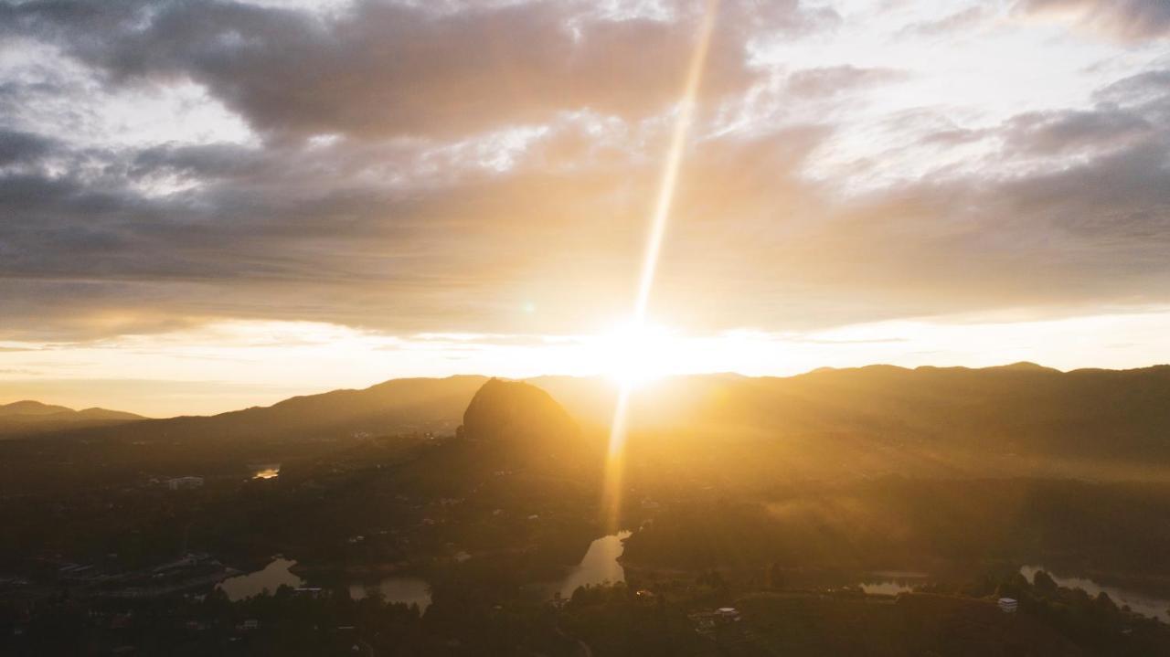 Domus Glamping Guatape Hotel Ngoại thất bức ảnh