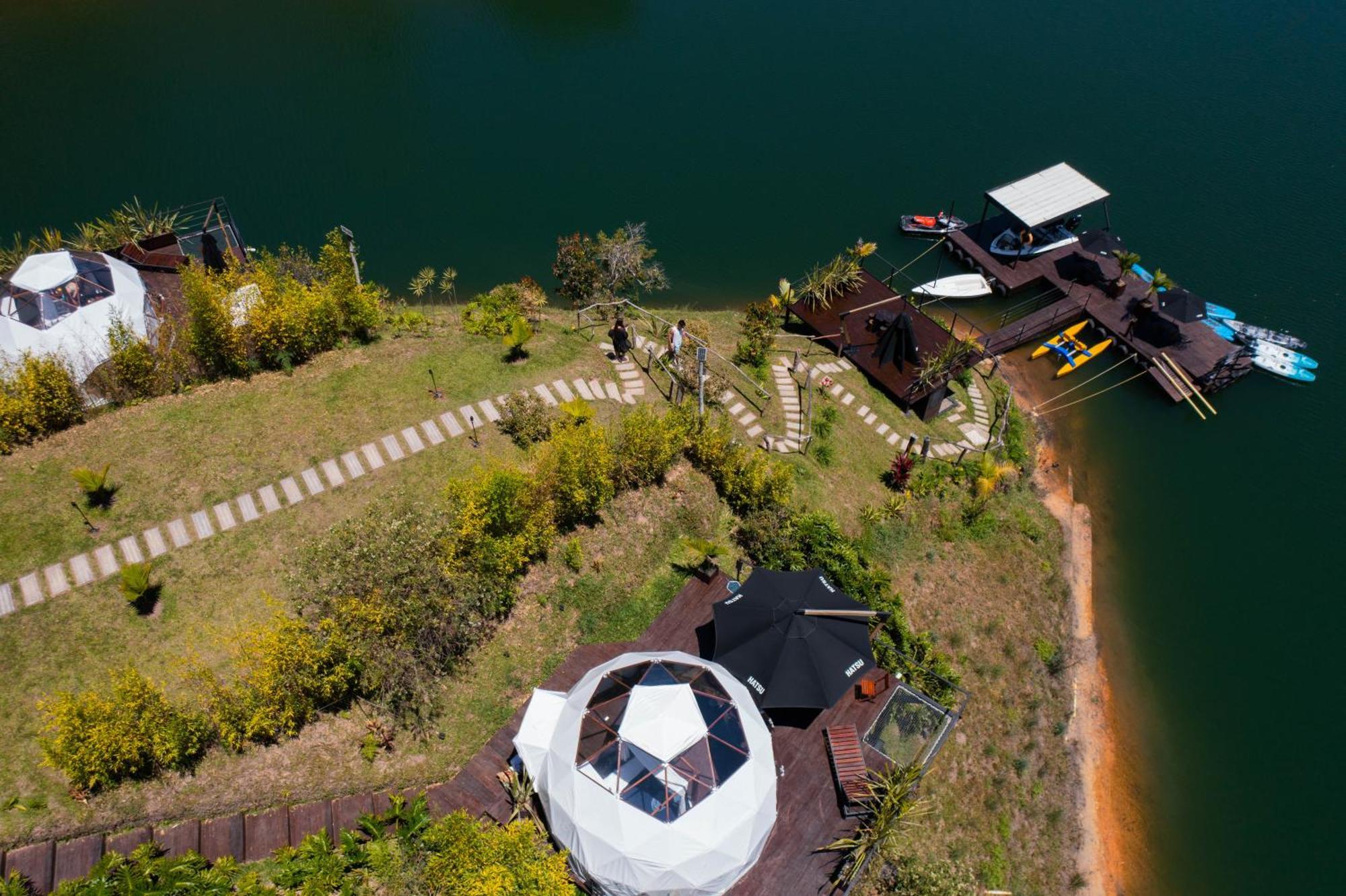 Domus Glamping Guatape Hotel Ngoại thất bức ảnh